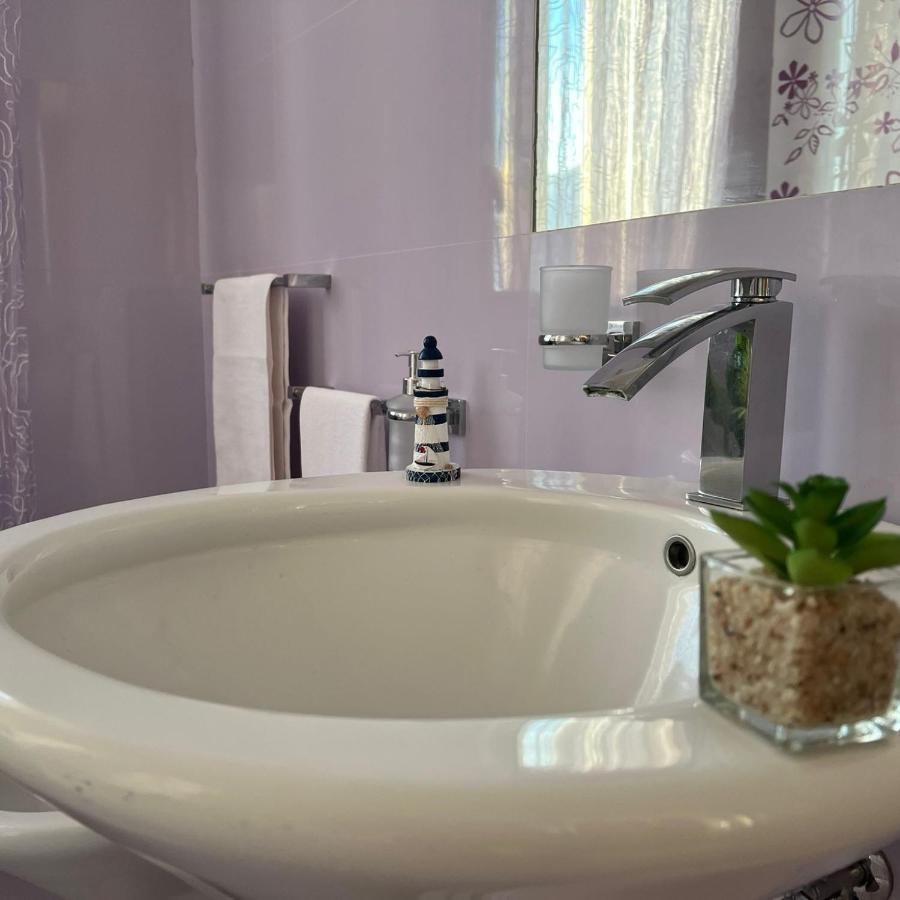 Vip Sul Mare Bed & Breakfast Кастеламаре ди Стабия Екстериор снимка